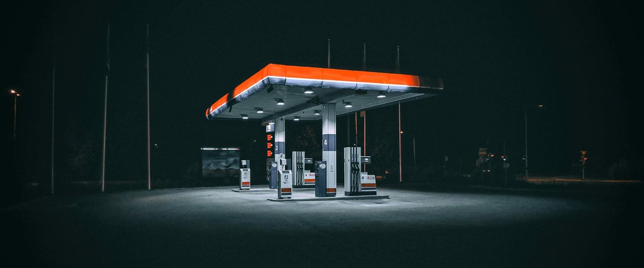 Gasolinera de noche gasolinera de noche