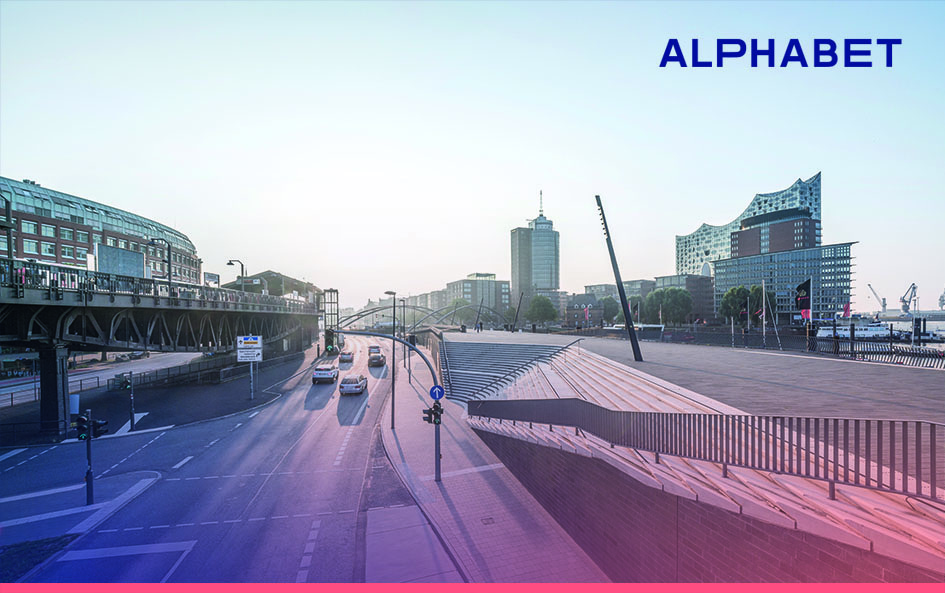 carretera en medio de la ciudad