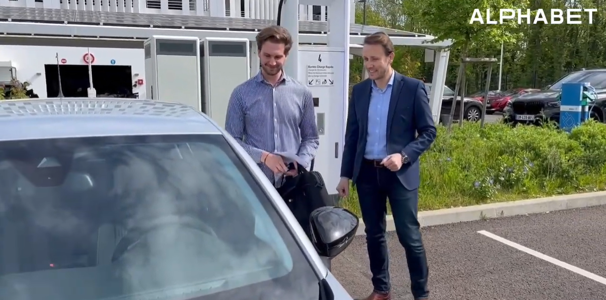 fournir un véhicule à un collaborateur en période d'essai