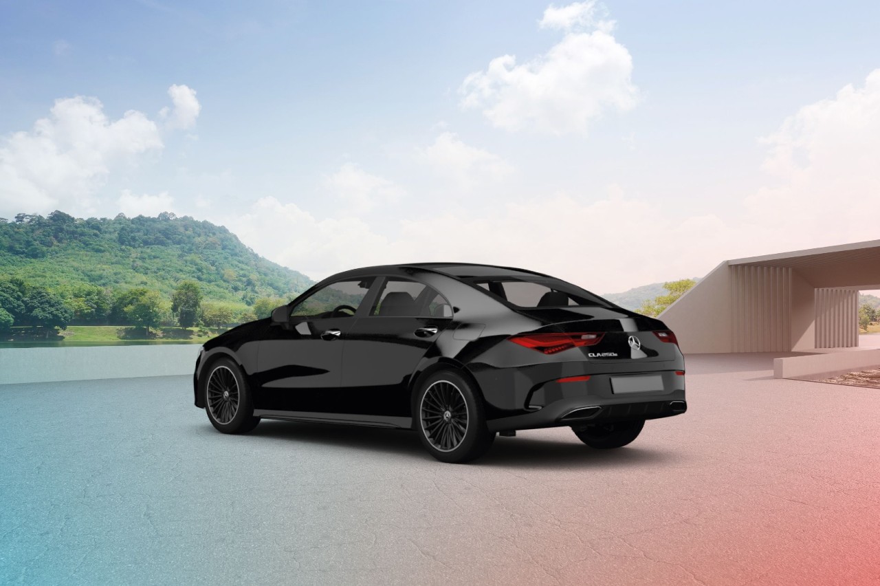 Zwarte Mercedes-Benz CLA
