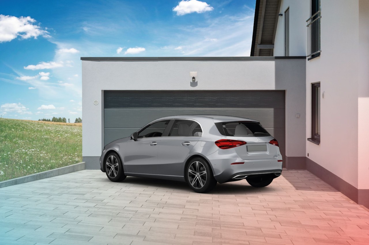 Grijze Mercedes-Benz A-Klasse