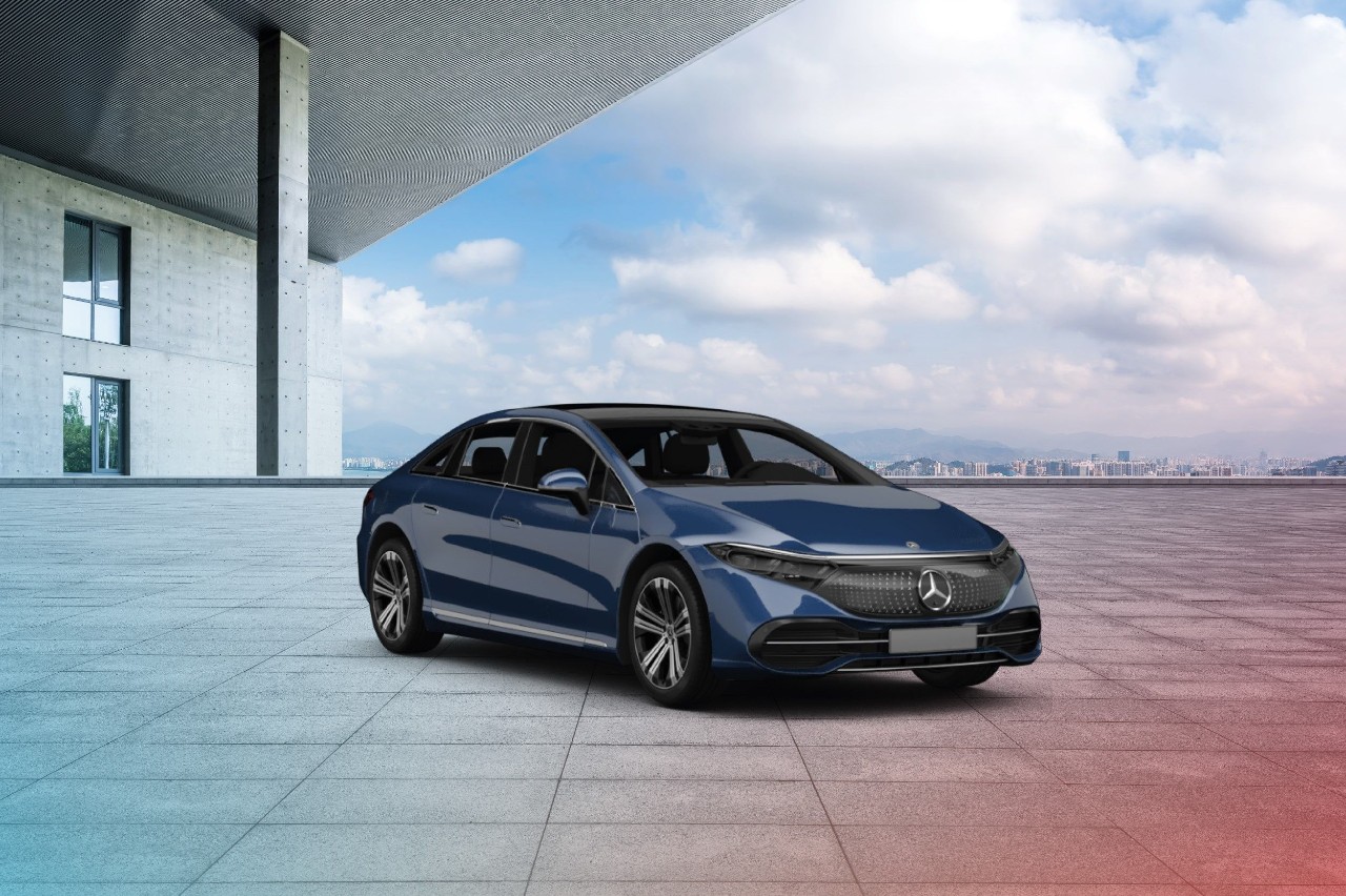 Blauwe Mercedes-Benz EQS